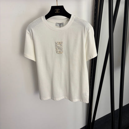 Pearl-studded T-shirt