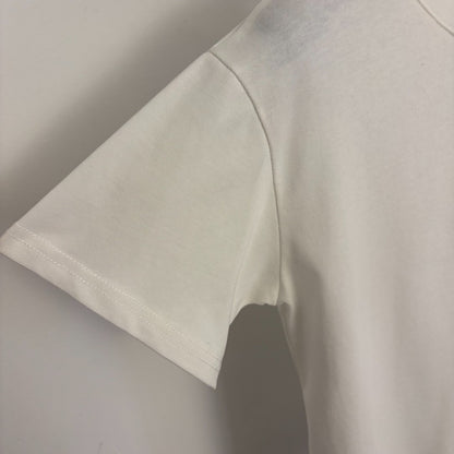 Pearl-studded T-shirt
