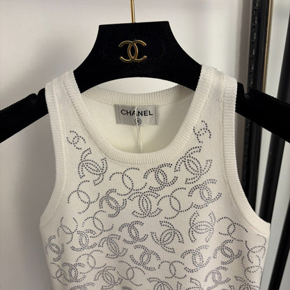Rhinestone-embellished knit vest