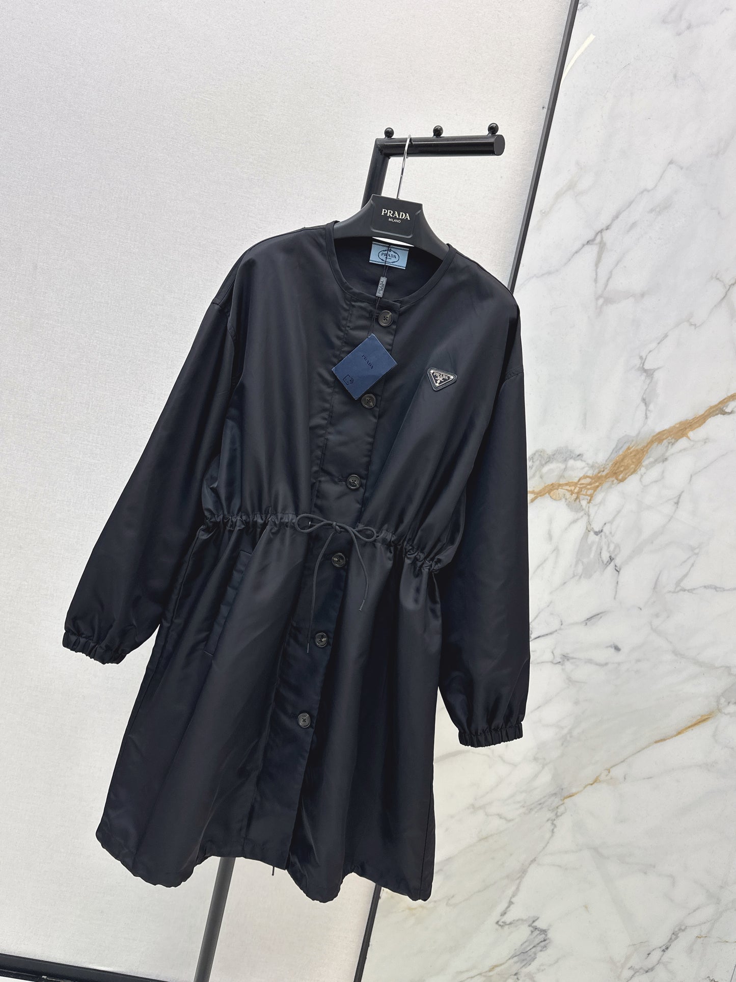 Nylon zip-up single-breasted jacket