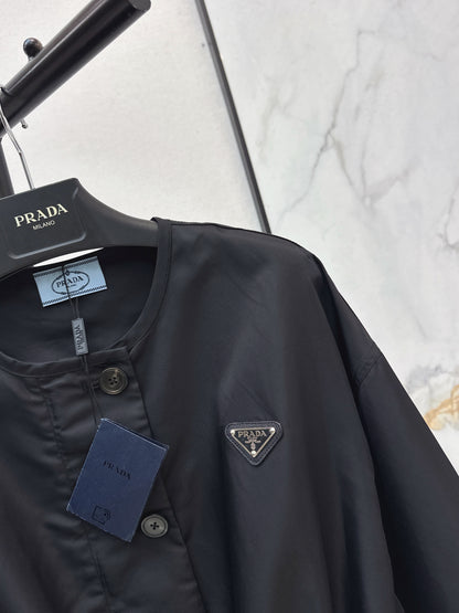 Nylon zip-up single-breasted jacket