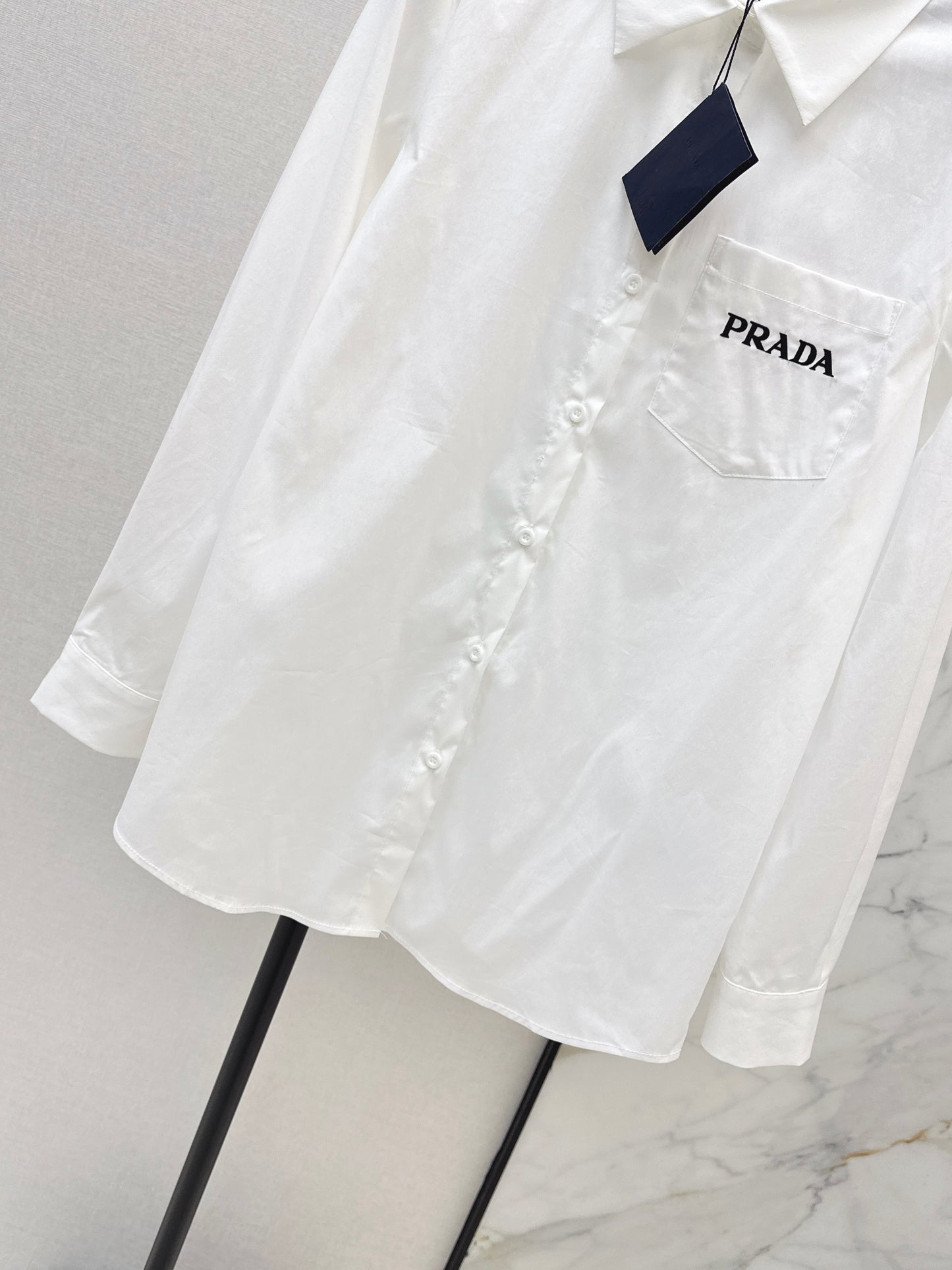 Letter-decorated shirt