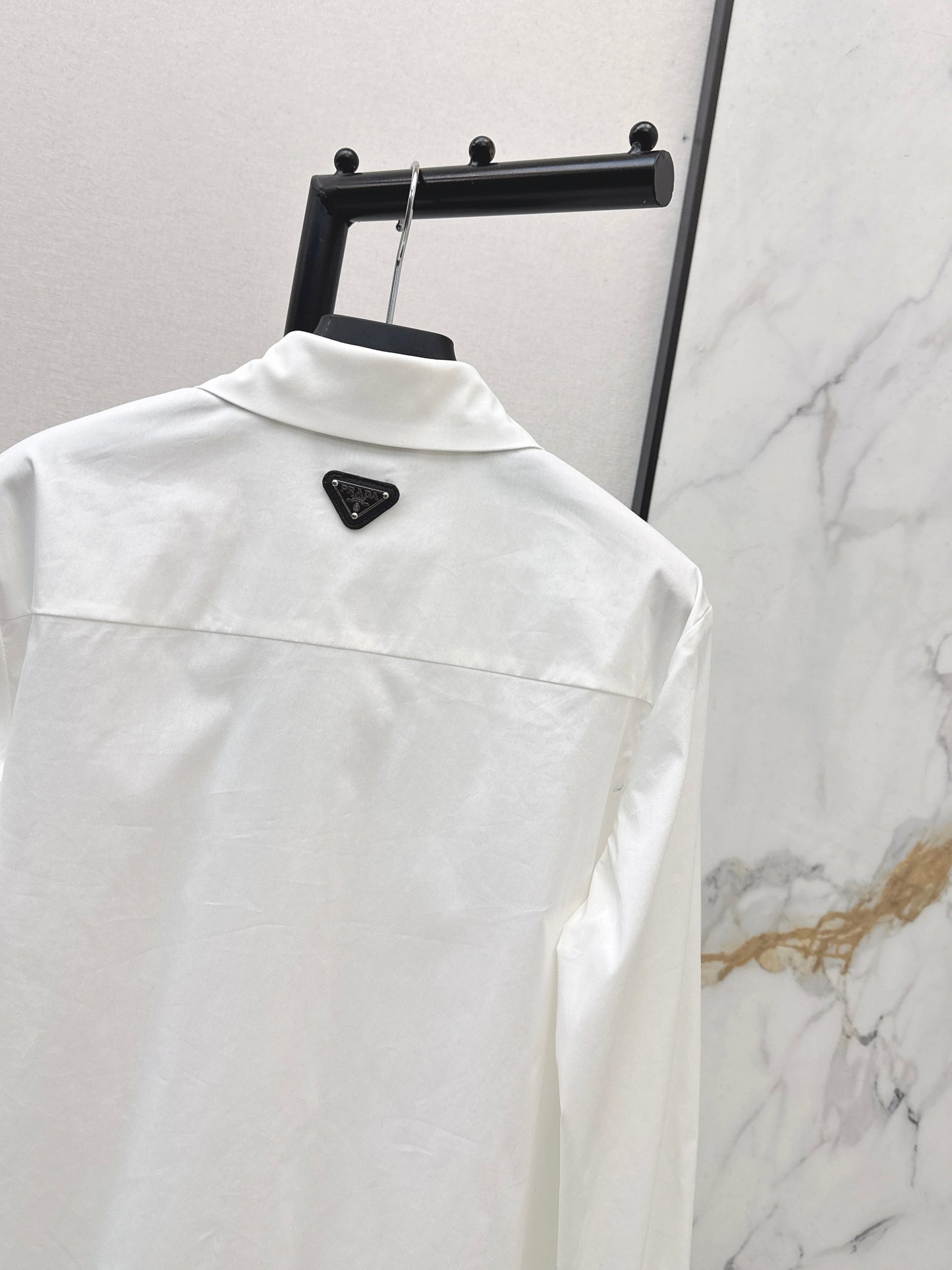 Letter-decorated shirt
