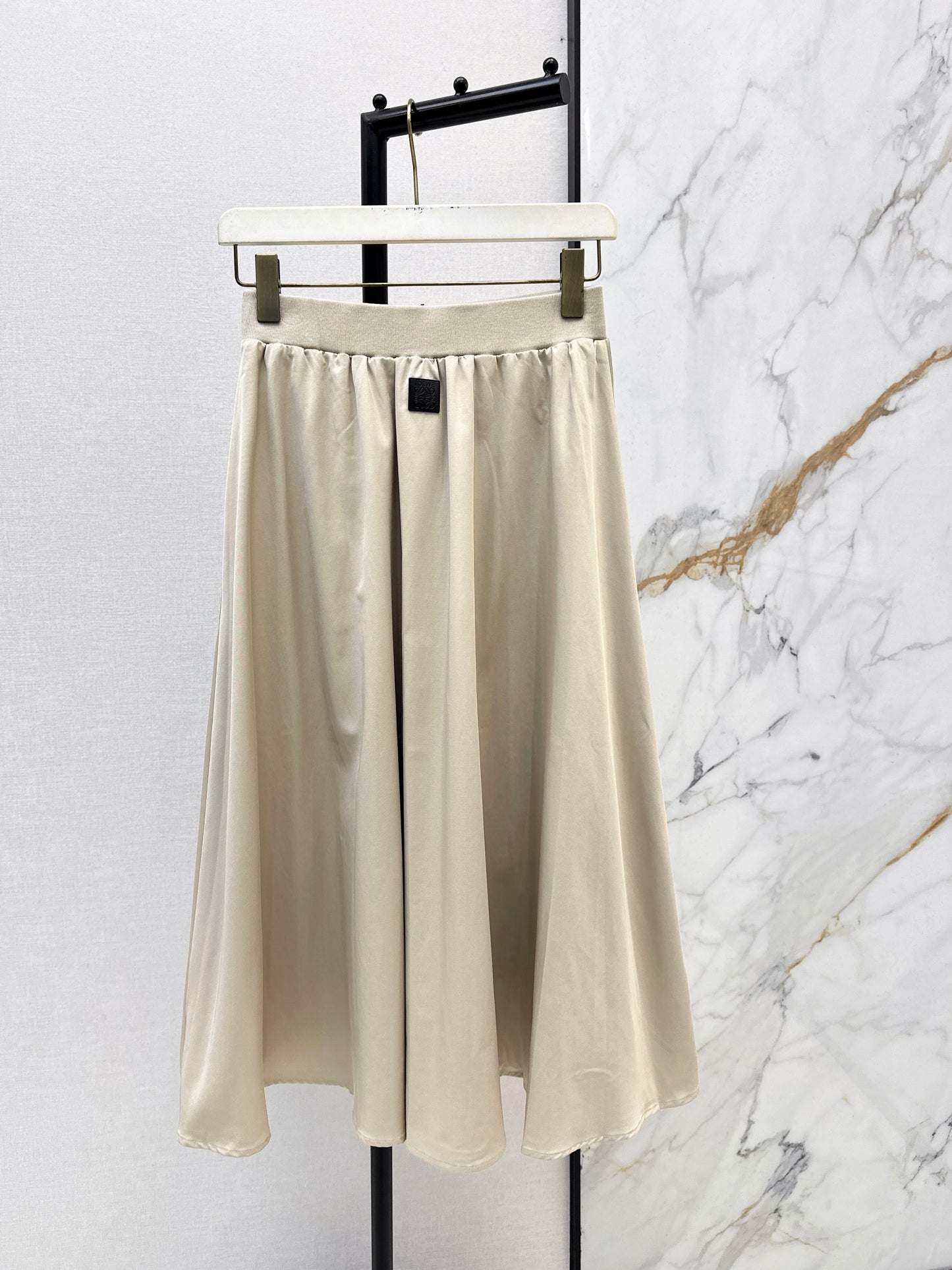 Umbrella-shaped midi skirt