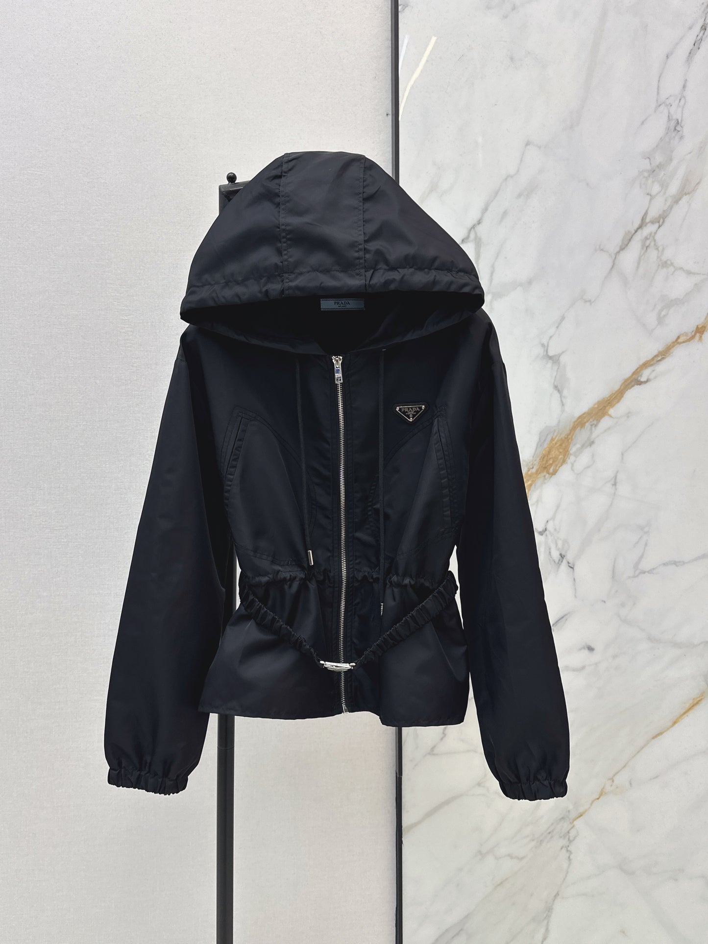 Triangle logo nylon jacket