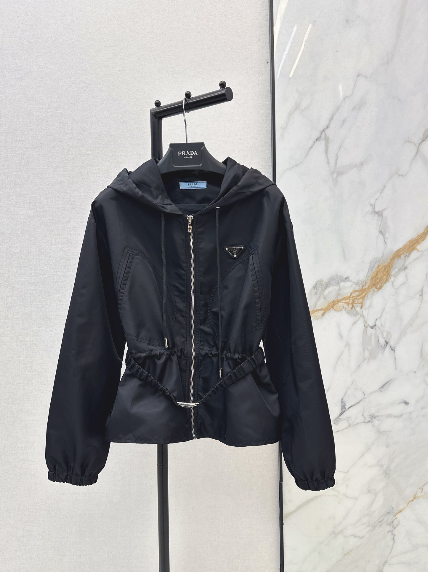 Triangle logo nylon jacket