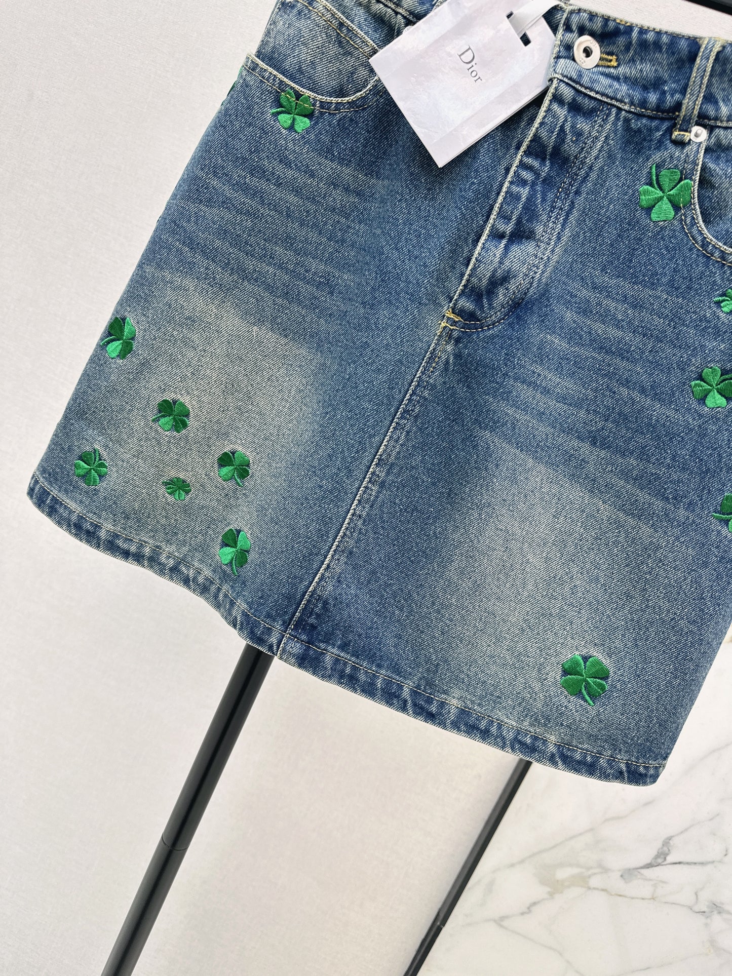Four-leaf clover denim midi skirt