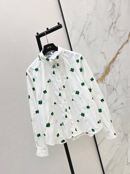 Four-leaf clover shirt/umbrella skirt
