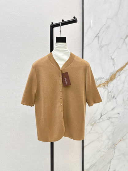Old-school style T-shirt