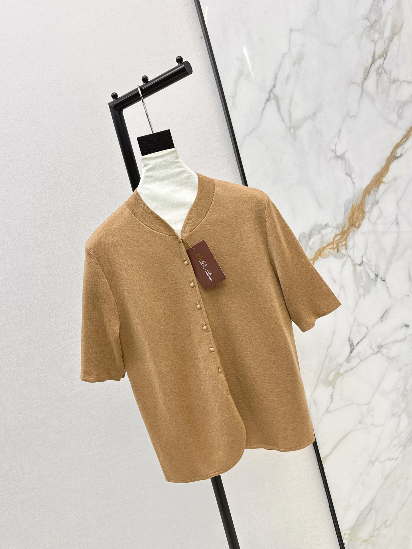 Old-school style T-shirt
