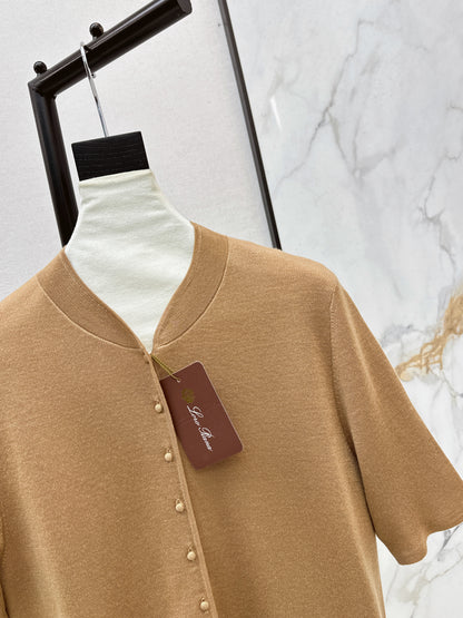 Old-school style T-shirt