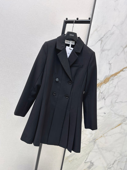 Double-breasted pleated dress