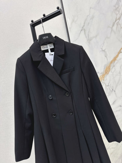 Double-breasted pleated dress