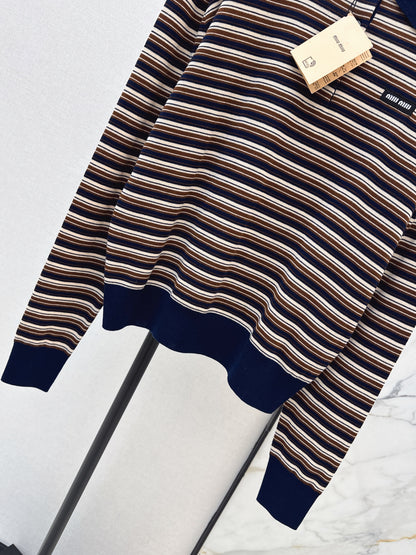 Polo collar long-sleeved shirt
