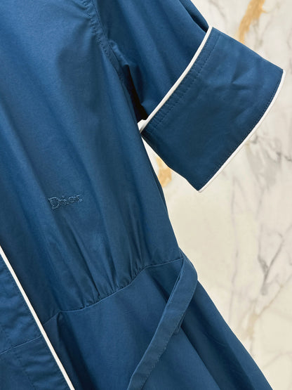 Color-blocked trim dress