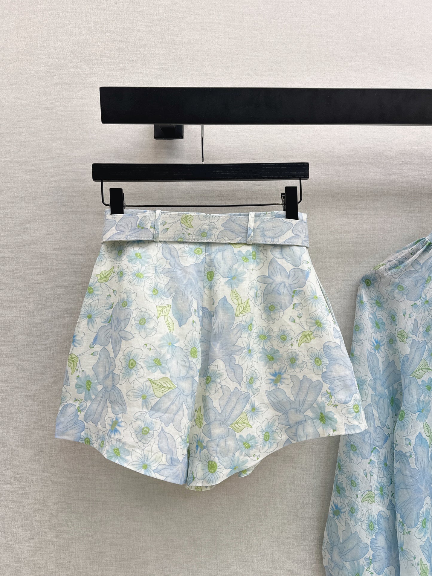 Printed Shirt/Belted Shorts