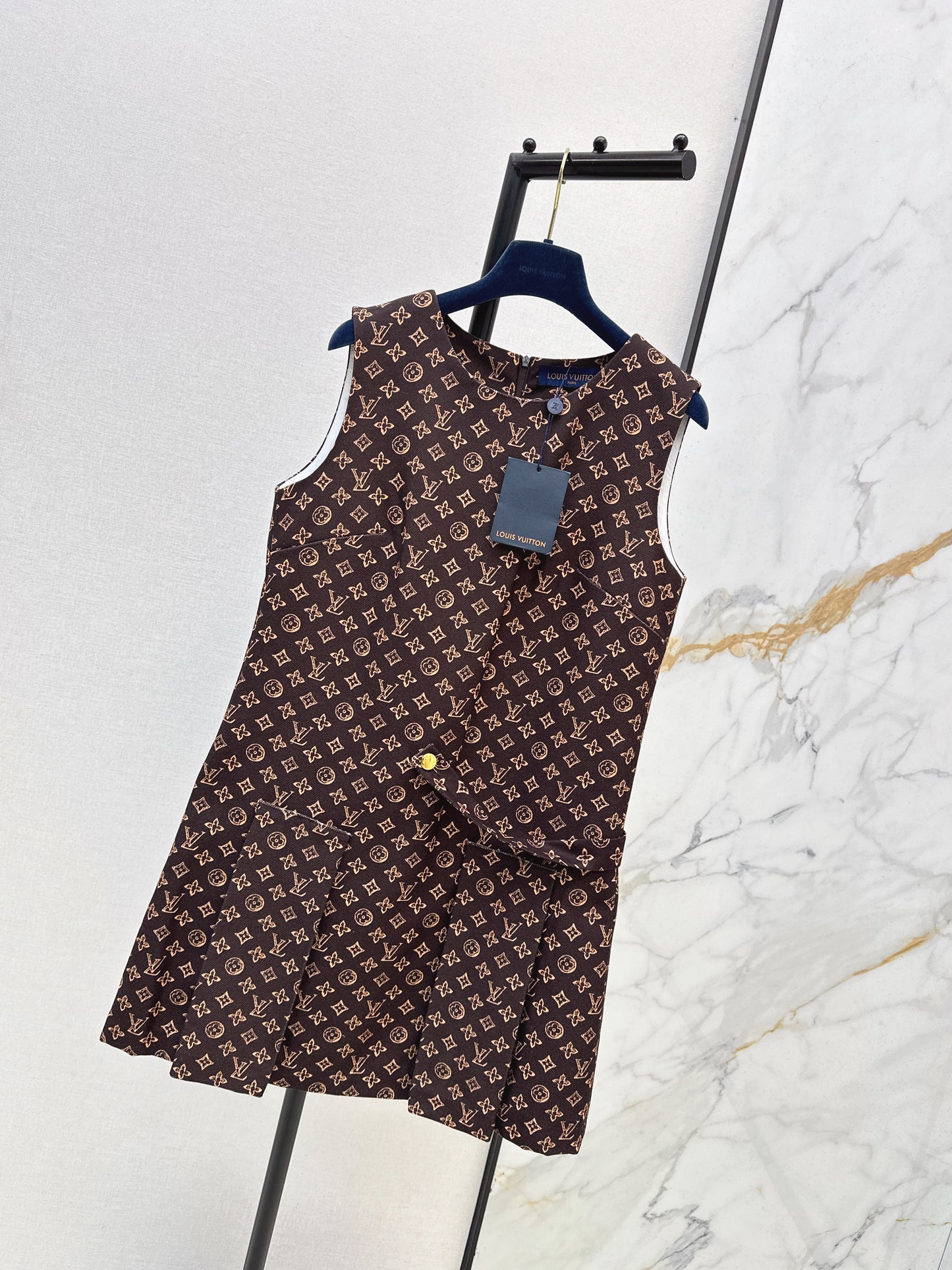 Printed sleeveless vest dress