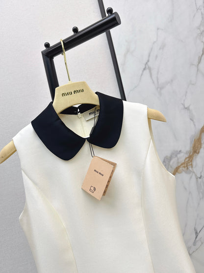 Bow-tie sleeveless dress
