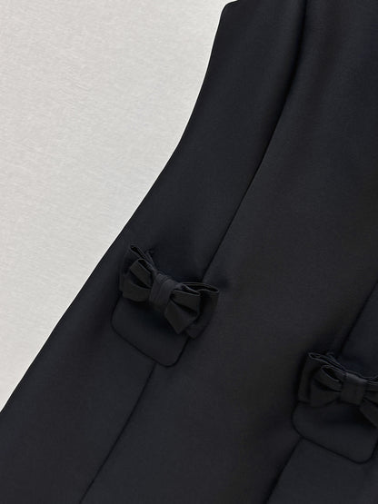 Bow-tie sleeveless dress