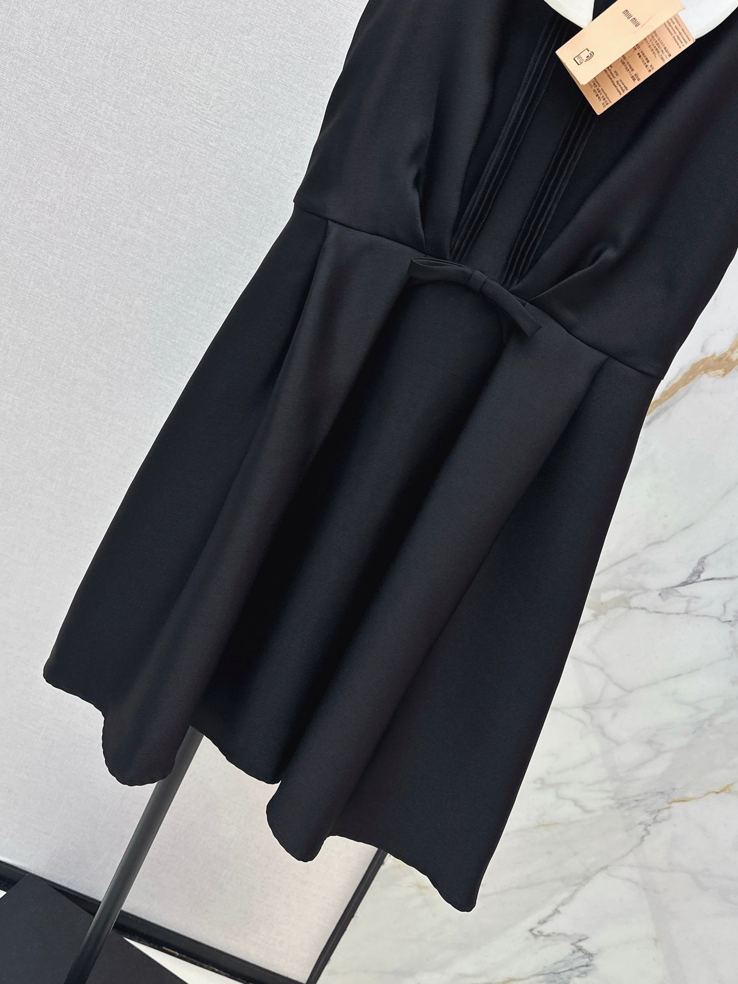 Collared Sleeveless Dress