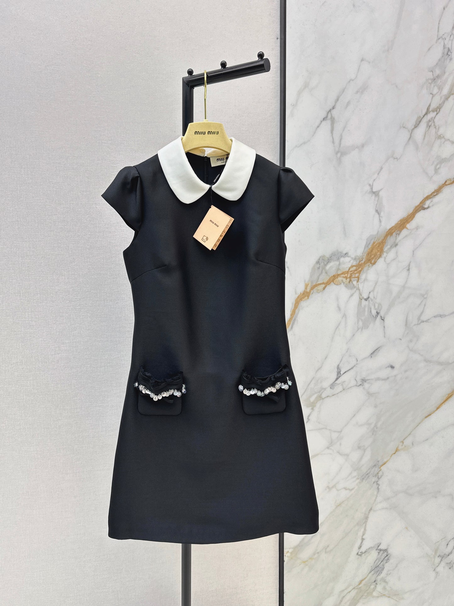 Collared Puff Sleeve Dress