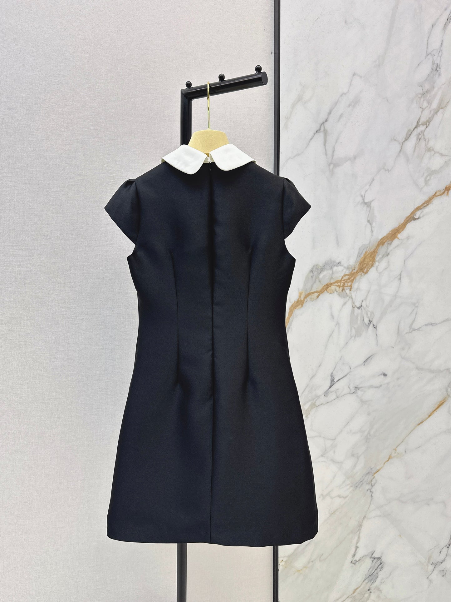 Collared Puff Sleeve Dress