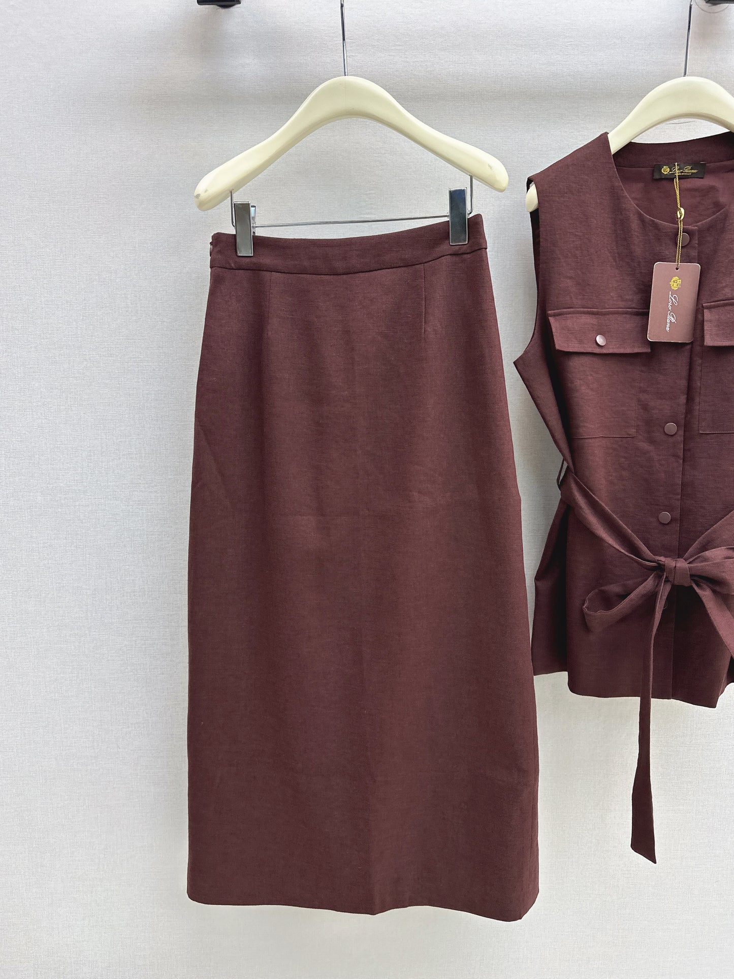 Linen Chic Suit