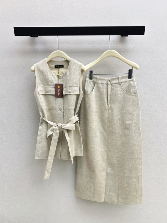 Linen Chic Suit