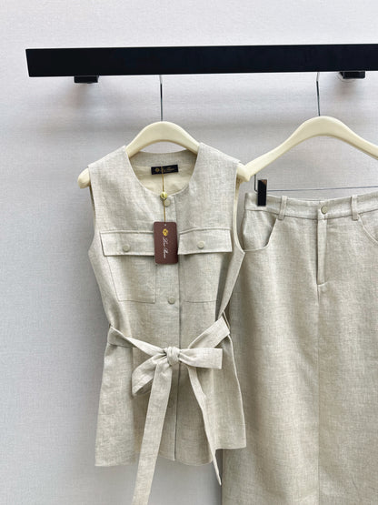 Linen Chic Suit