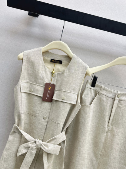 Linen Chic Suit