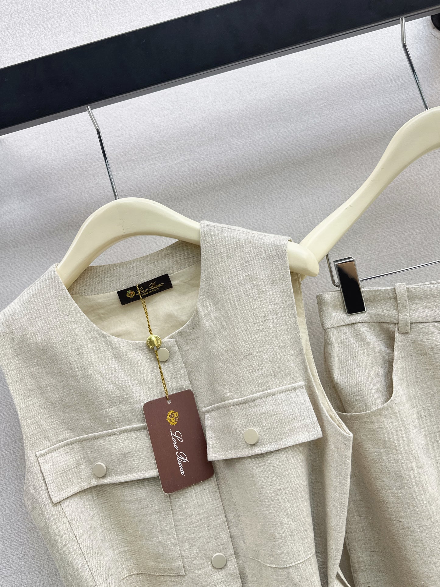 Linen Chic Suit