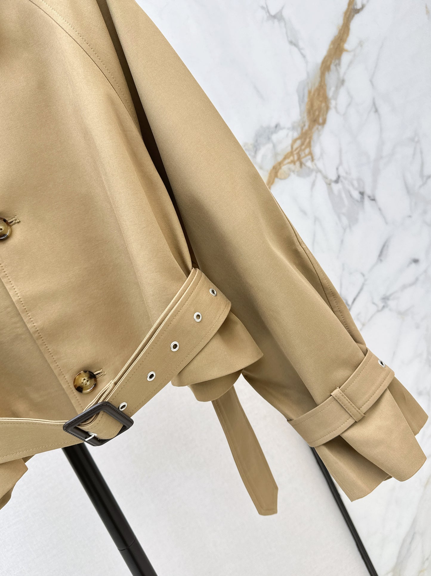 Raglan Sleeve Short Trench Coat