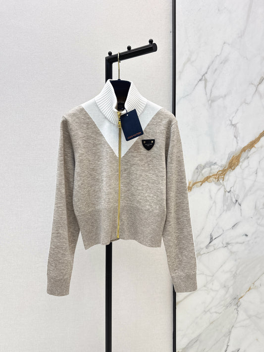 Stand-up collar knit sweater