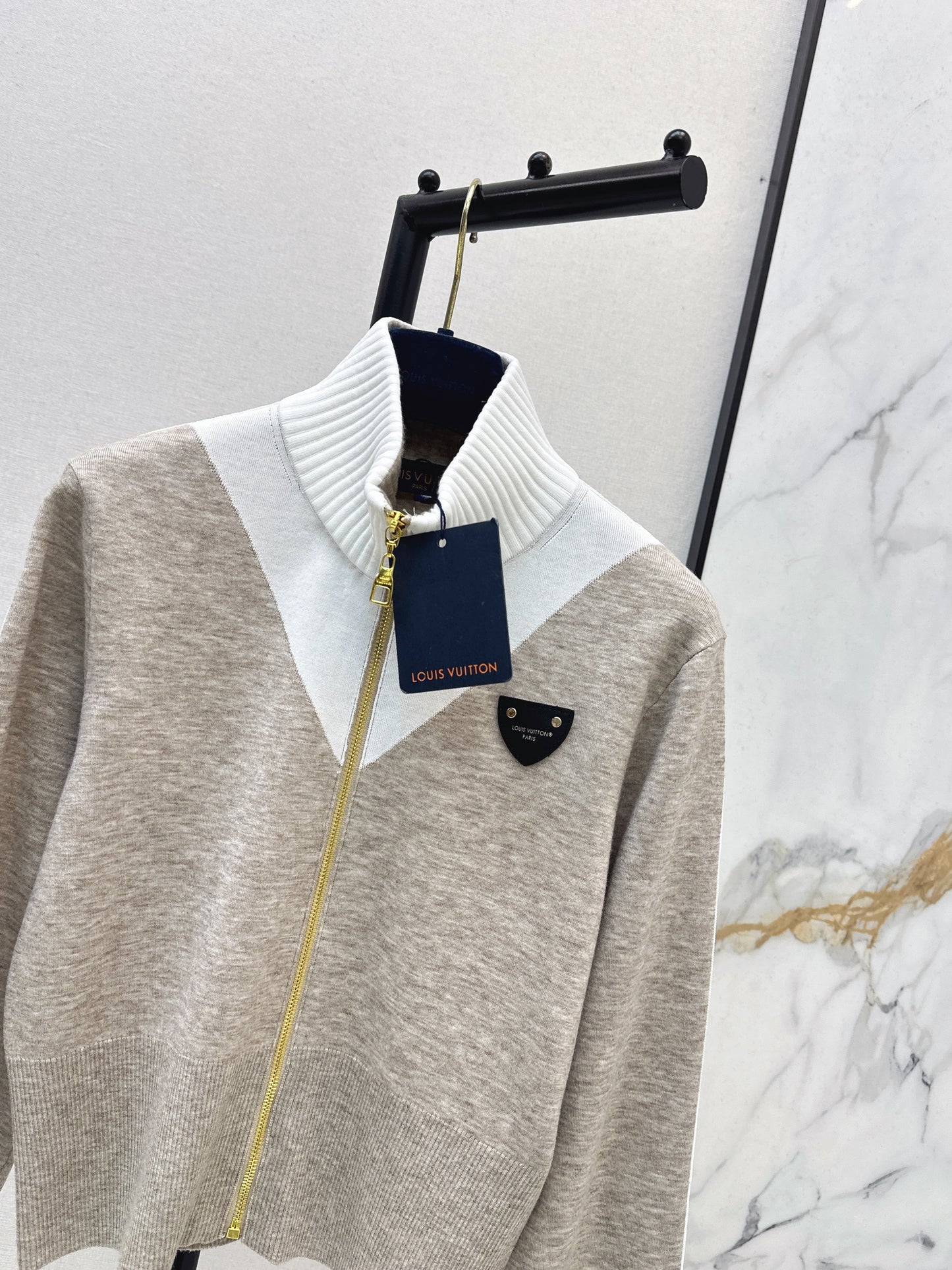 Stand-up collar knit sweater