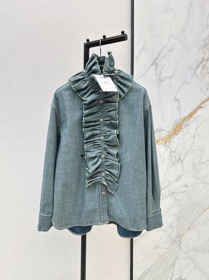 Court-style denim shirt