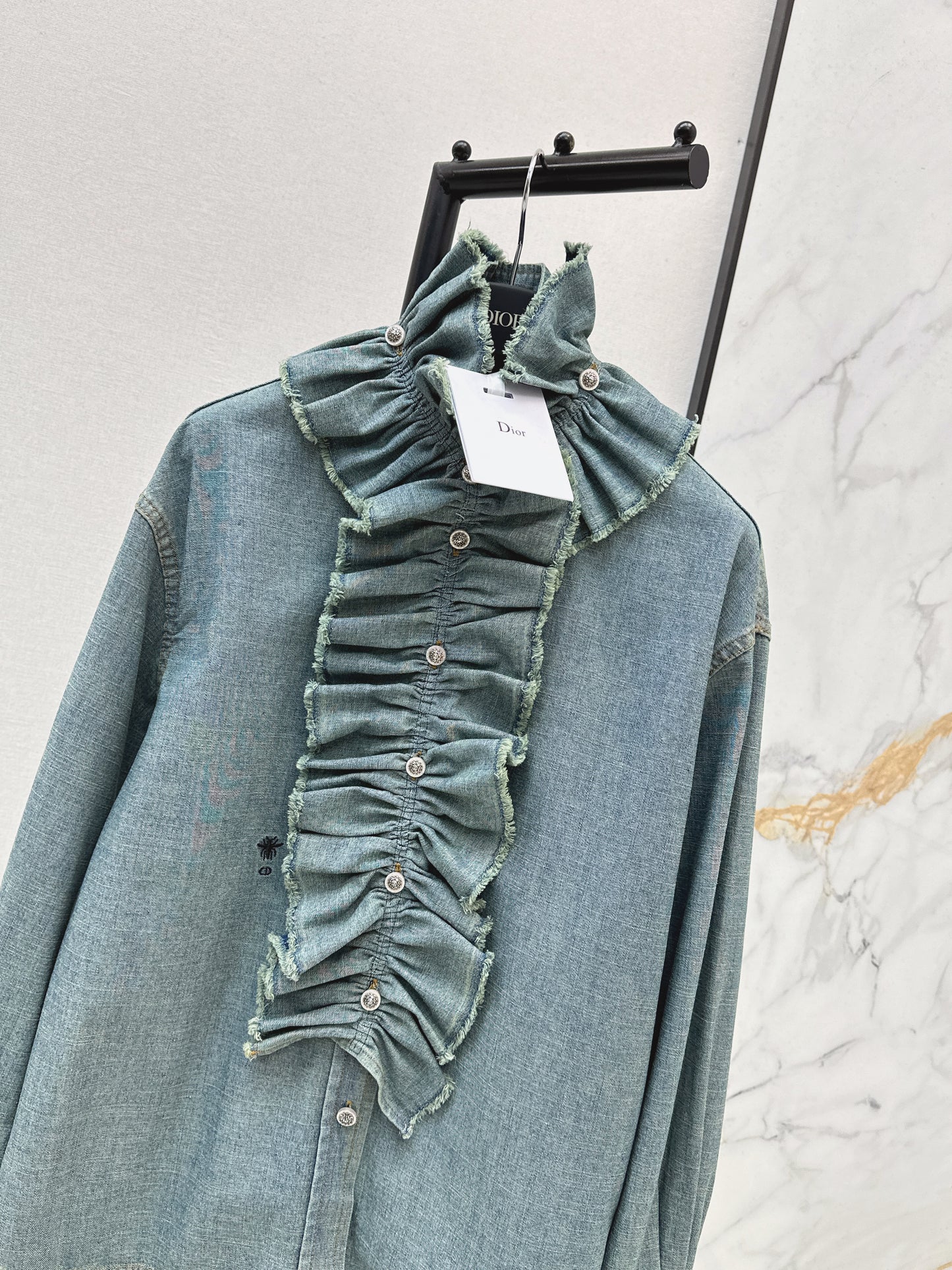Court-style denim shirt
