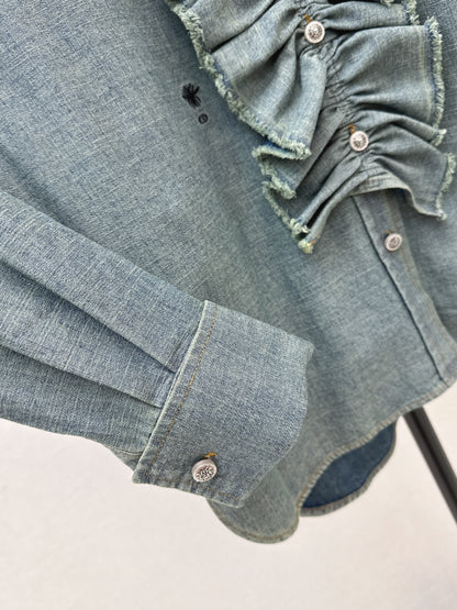Court-style denim shirt