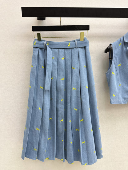 Age-defying outfit set