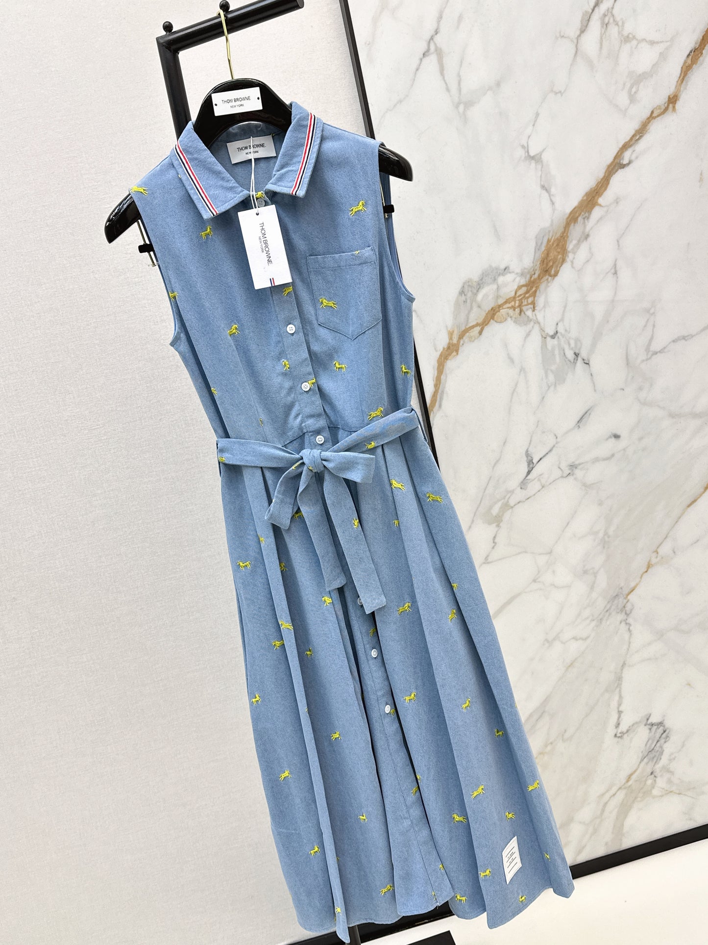 Sleeveless Long Dress