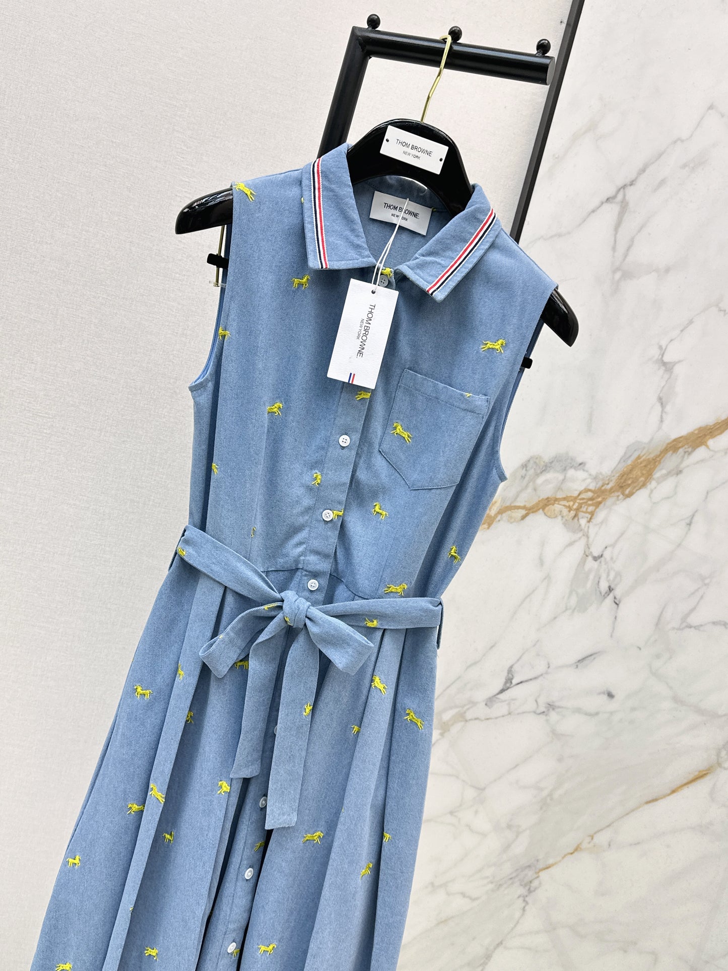 Sleeveless Long Dress