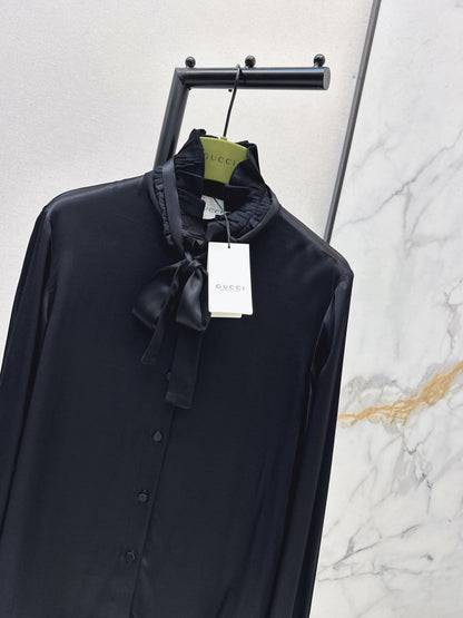 Versatile ribbon blouse