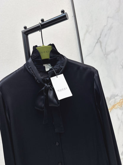 Versatile ribbon blouse