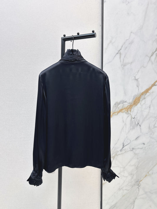 Versatile ribbon blouse