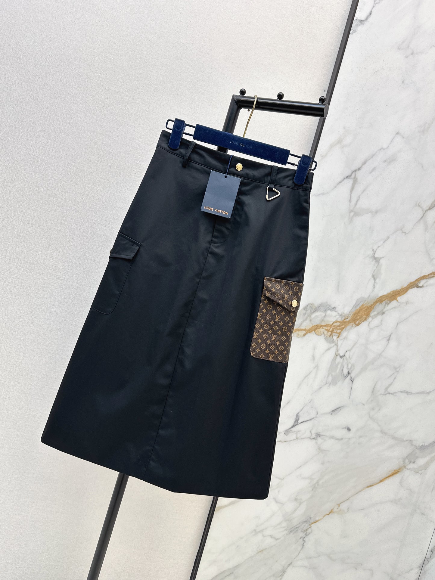 Pocket Appliqué Midi Skirt