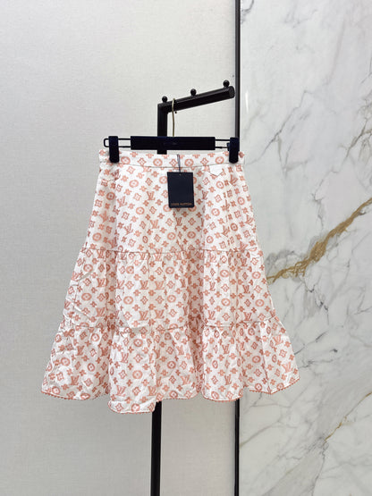 Elastic waist tiered skirt