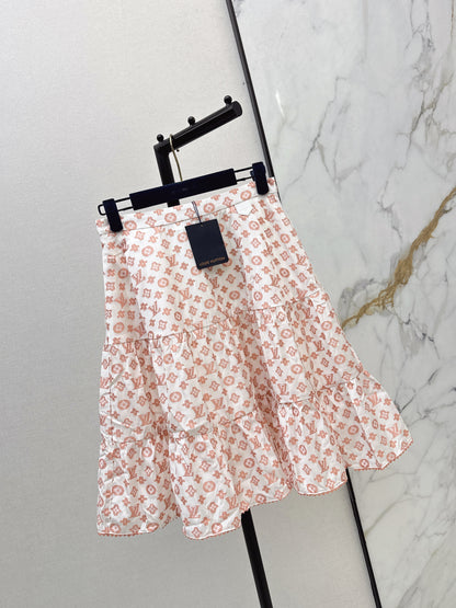 Elastic waist tiered skirt