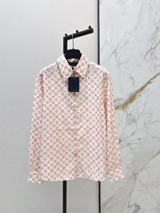 Loose-fitting shirt