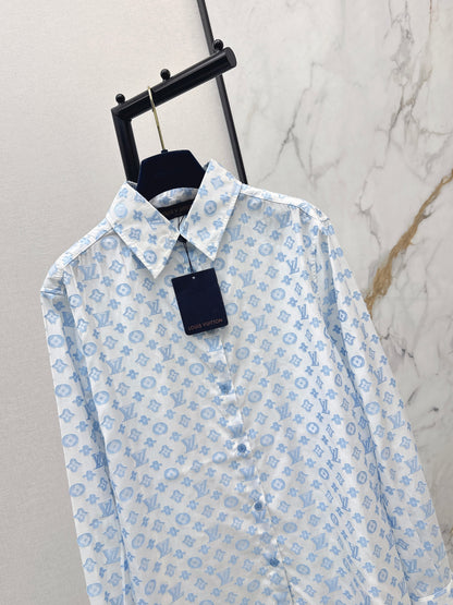Loose-fitting shirt