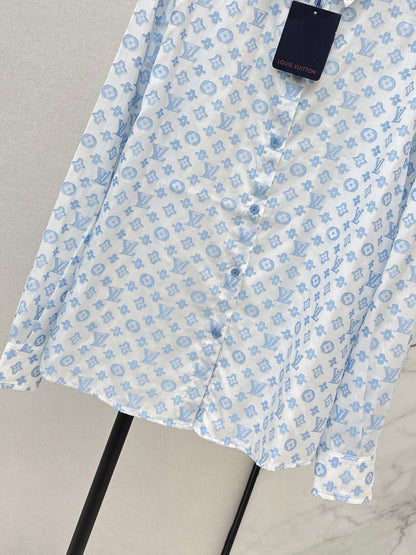 Loose-fitting shirt