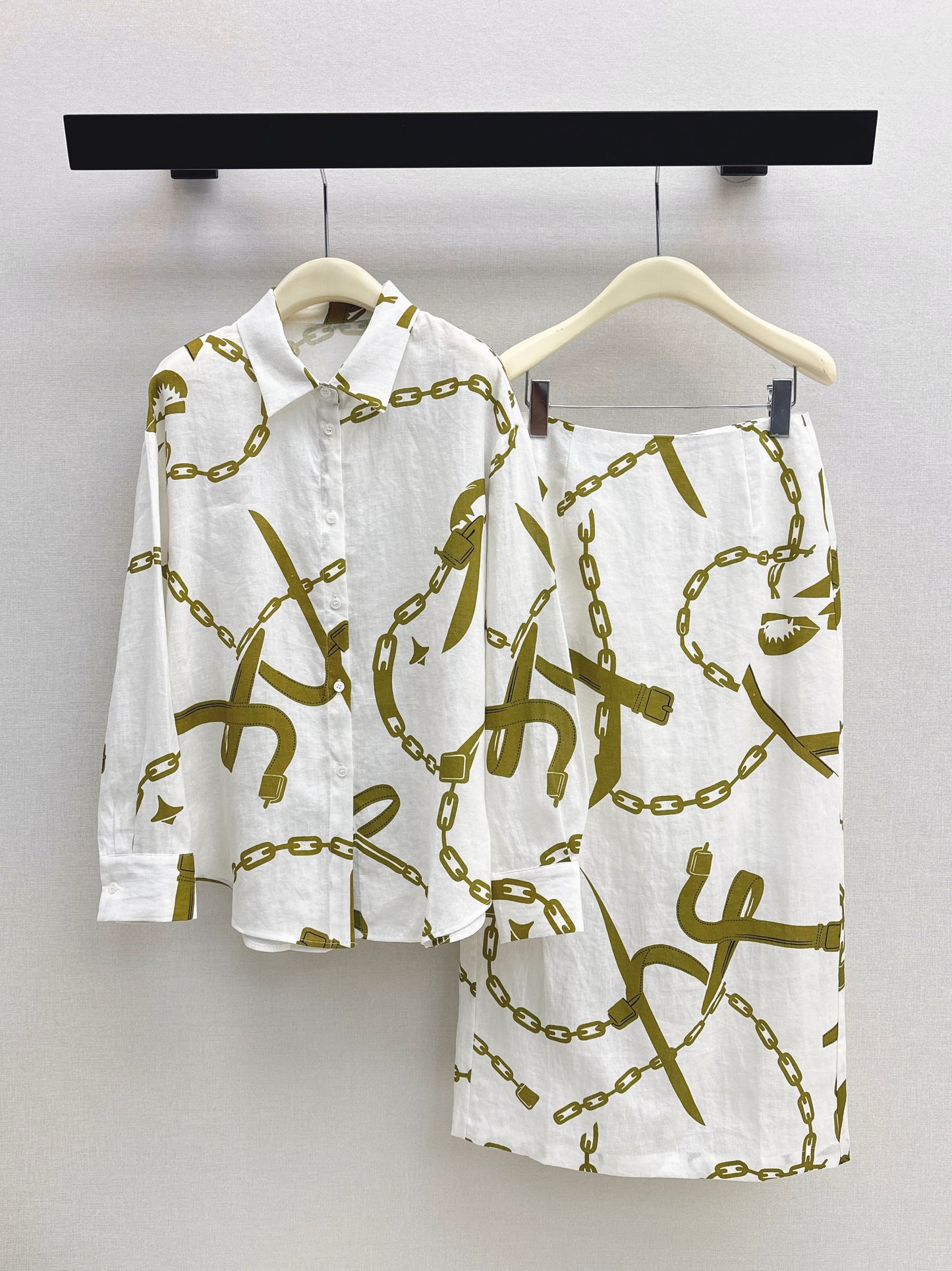 Minimalist Suit Set